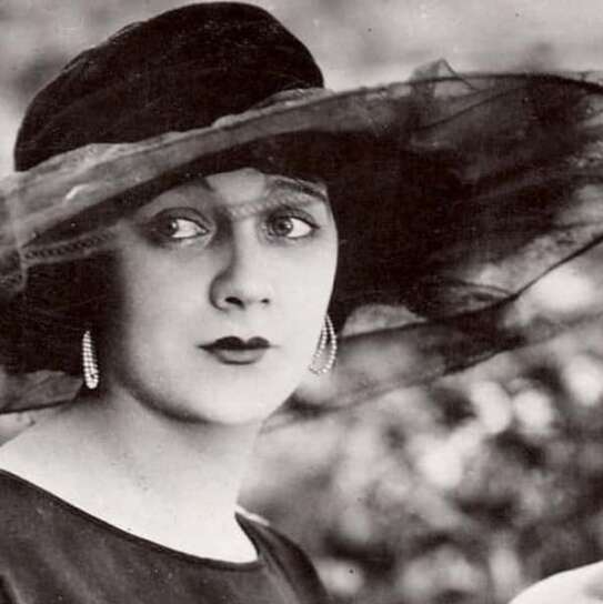 Hollywood Babilonia: Barbara La Marr