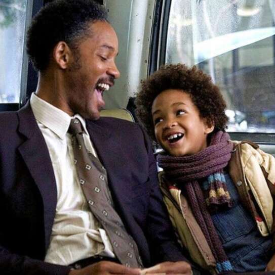 Will Smith e Jaden Smith in una scena del film