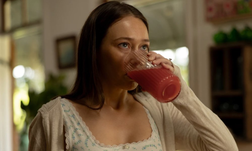 Apple Cider Vinegar, la recensione su Almanacco Cinema