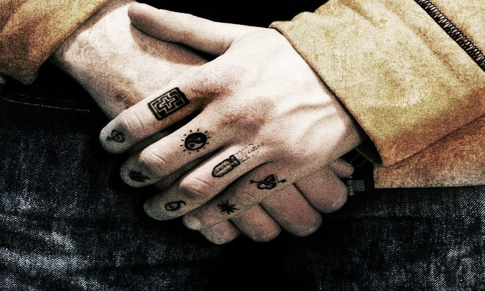viggo-mortensen-mani