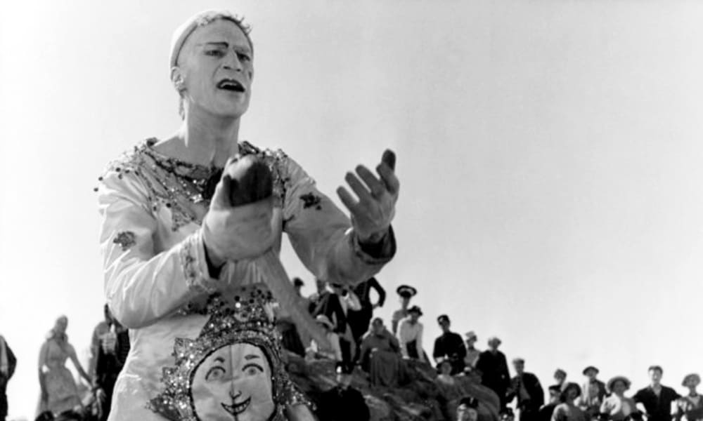 Una vampata d'amore, la recensione su Almanacco Cinema