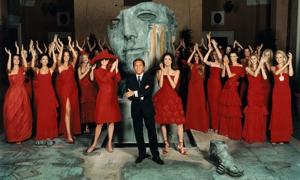 Addio allo stilista Valentino Garavani