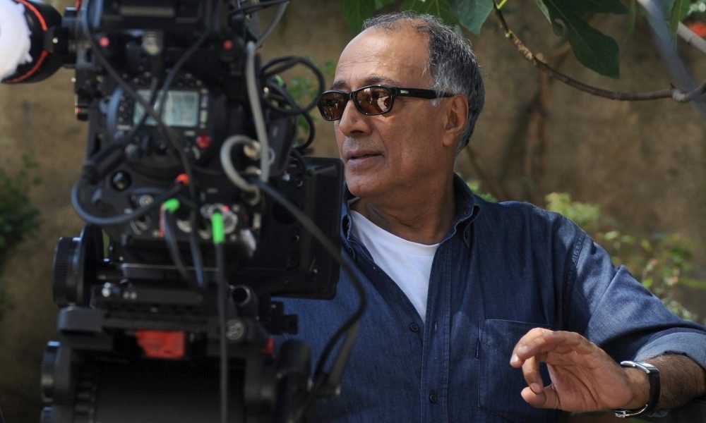 La casa del leggendario regista Abbas Kiarostami a Teheran è stata danneggiata durante i recenti raid aerei che hanno colpito il distretto di Chizar.